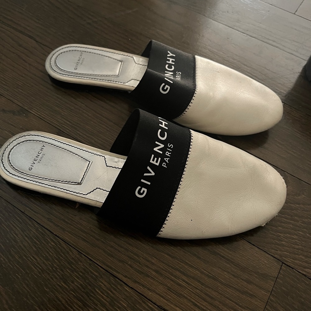 Authentic Givenchy slide